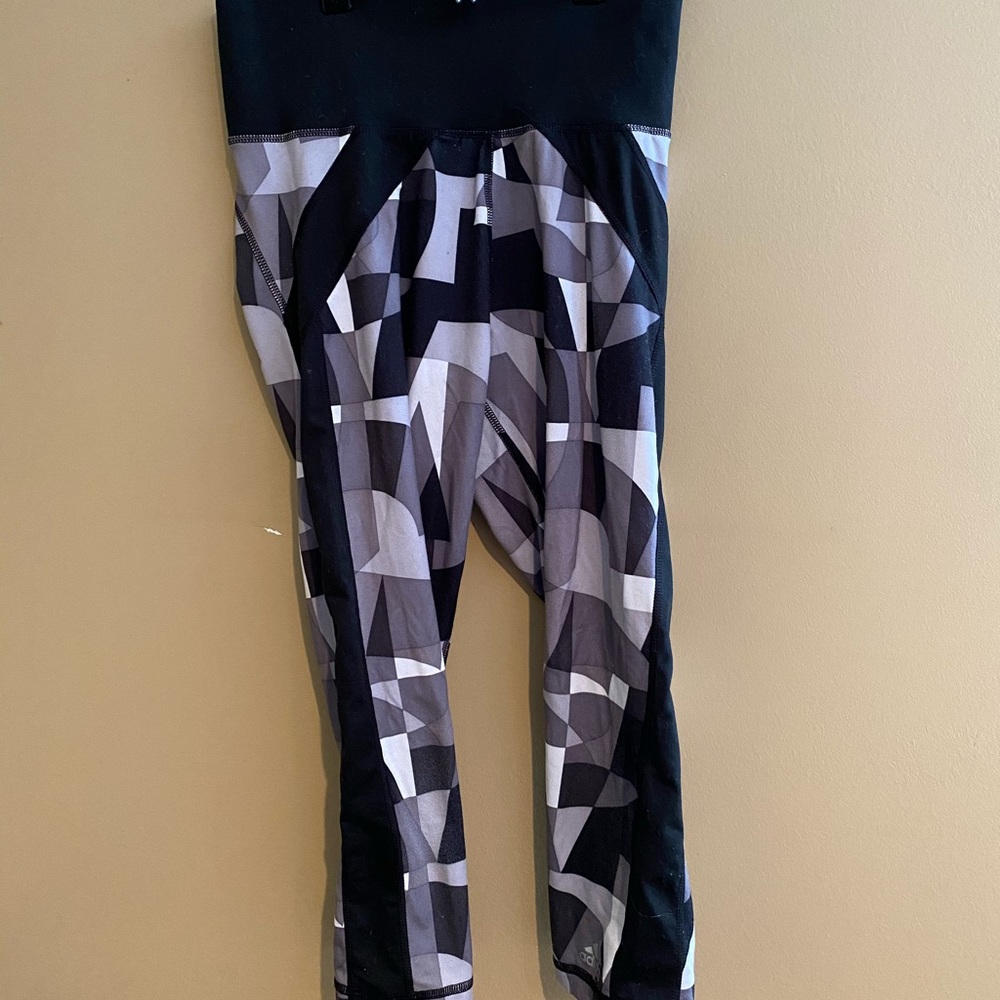 Adidas cropped workout leggings